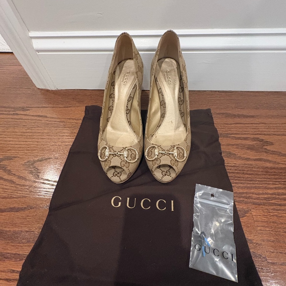 Gucci Women's Beige GG Canvas Horsebit Peep-Toe Pumps